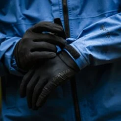 GOREWEAR LUPRA 2.0 GORE-TEX Rain Jacket -Rosebikes 8E50C1C431F20B5C89F8F9F7923B4962 1