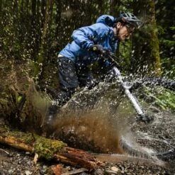 GOREWEAR LUPRA 2.0 GORE-TEX Rain Jacket -Rosebikes A52807DC4ADCE4F84D668AC38A752CE9