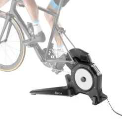 Garmin Tacx® Flux S Smart T2900S Roller Trainer Direct Drive -Rosebikes B195C90DAD048D4768B5074017EB410D
