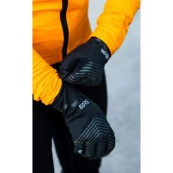 GOREWEAR C3 GORE-TEX INFINIUM STRETCH MID GLOVES Cycling Gloves -Rosebikes F0FBD2BA2F14E50DBF6CB5741B528A94 1