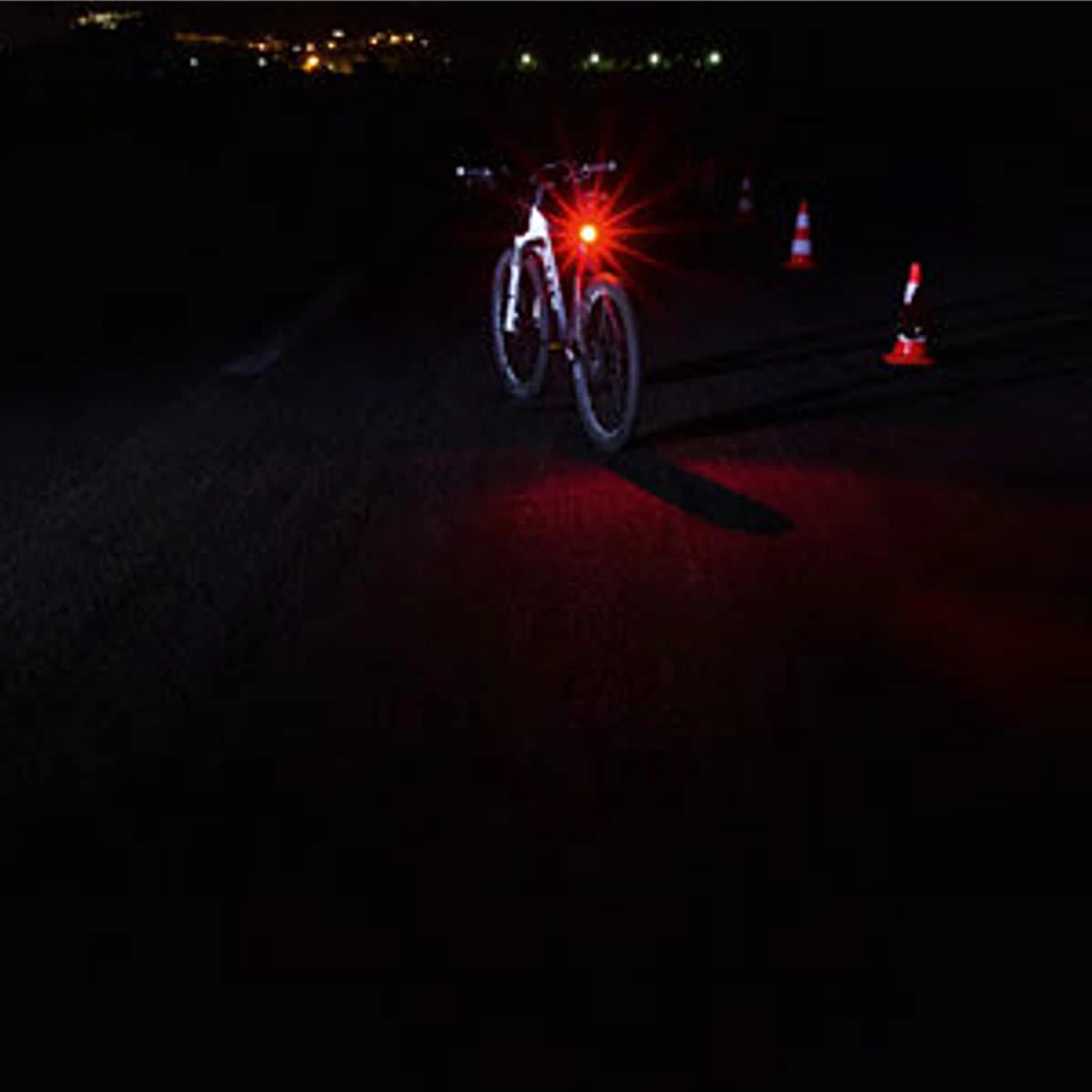 Sigma Aura 60 Front Light/Nugget II Rear Light Set 7 Sigma Aura 60 Front Light/Nugget II Rear Light Set - Image 7